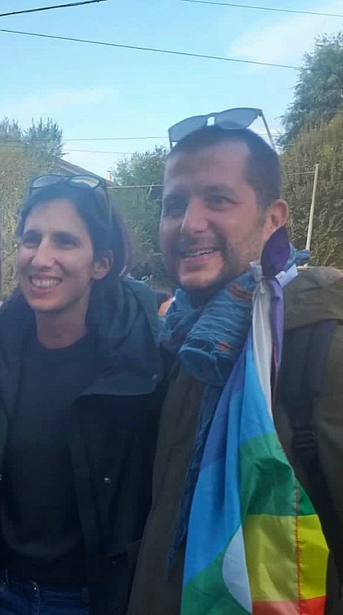 Darior84's tweet photo. Ho deciso!
Al congresso del Partito Democratico sosterrò Elly Schlein. 
Lo faccio in modo convinto perché vedo in lei una vera figura di rinnovamento del Partito, un Partito che torni a parlare di temi e non di troni, che torni tra la gente, che sappia ascoltare...
@ellyesse https://t.co/w2l1cFWiiA