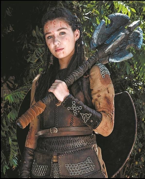 RDamianGlobal's tweet photo. En el mes de octubre por fin conocimos a 'Ana' el personaje que Roby interpreta en la película MexZombies, por la que estuvimos esperando mucho tiempo https://t.co/AEziLTJLHb