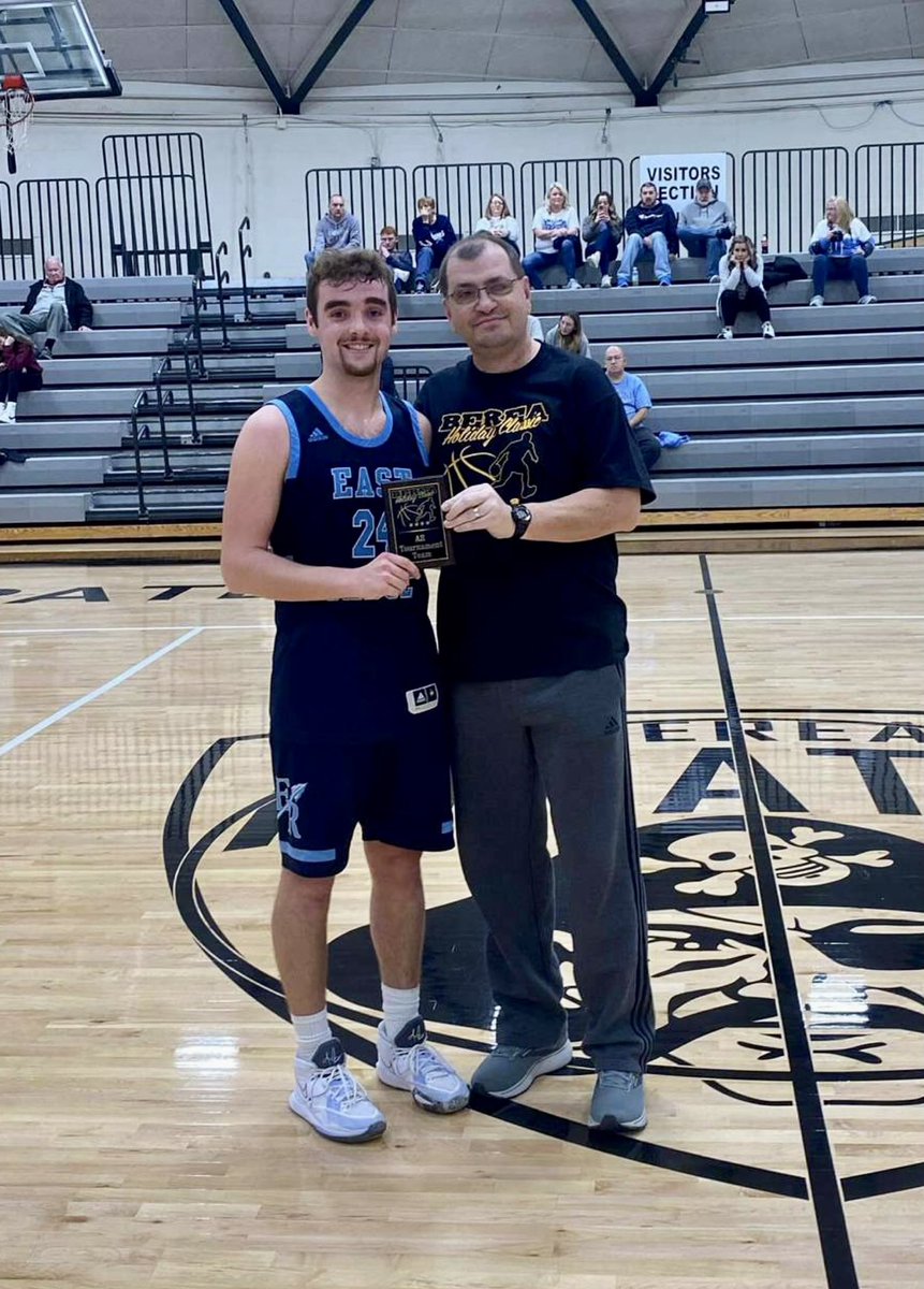 BraxtonStanley_'s tweet photo. All-Tournament Team in the Berea Holiday Classic! https://t.co/GKb2Dch7On