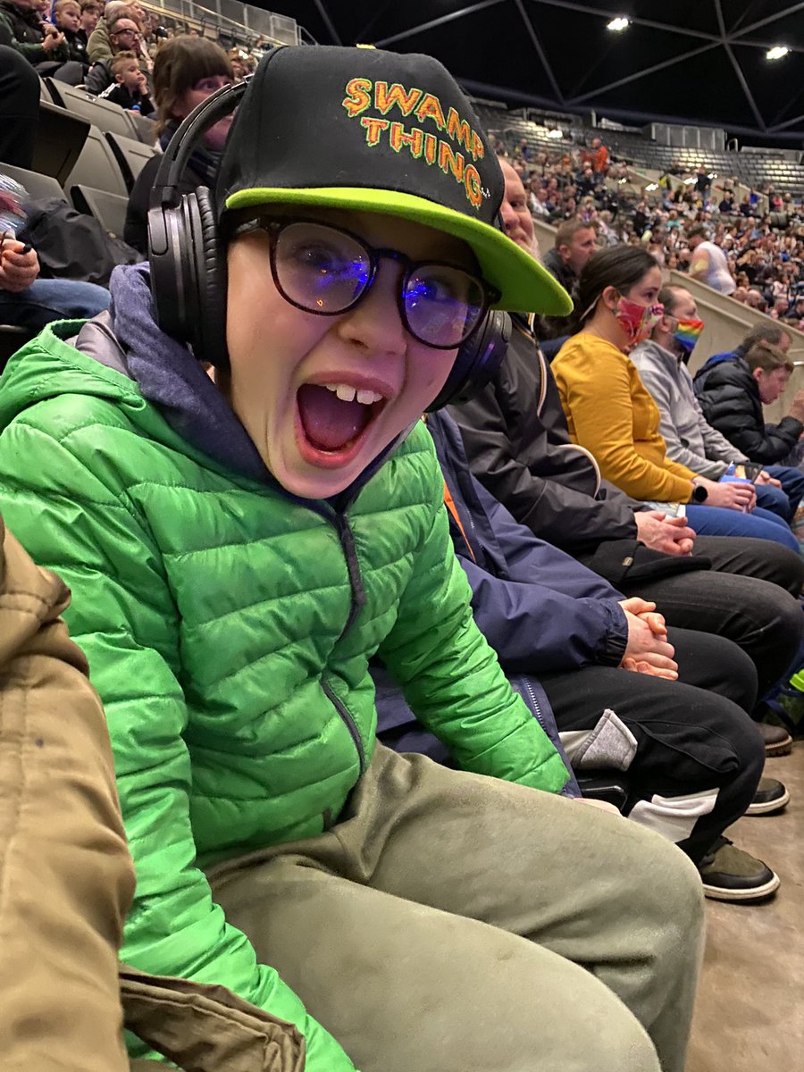 LisaGordonScott's tweet photo. #hotwheelsmonstertruckslive https://t.co/U1LJwHcjFM