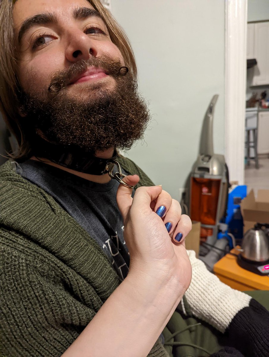 AltaredHuman's tweet image. A few of my favorite pics of myself. I figure if I'm gonna beg for work over the internet, letting y'all know I'm hot couldn't hurt my chances
#ftmtransgender #topsurgery
$AltaredHuman ⬅️ top surgery recovery fund