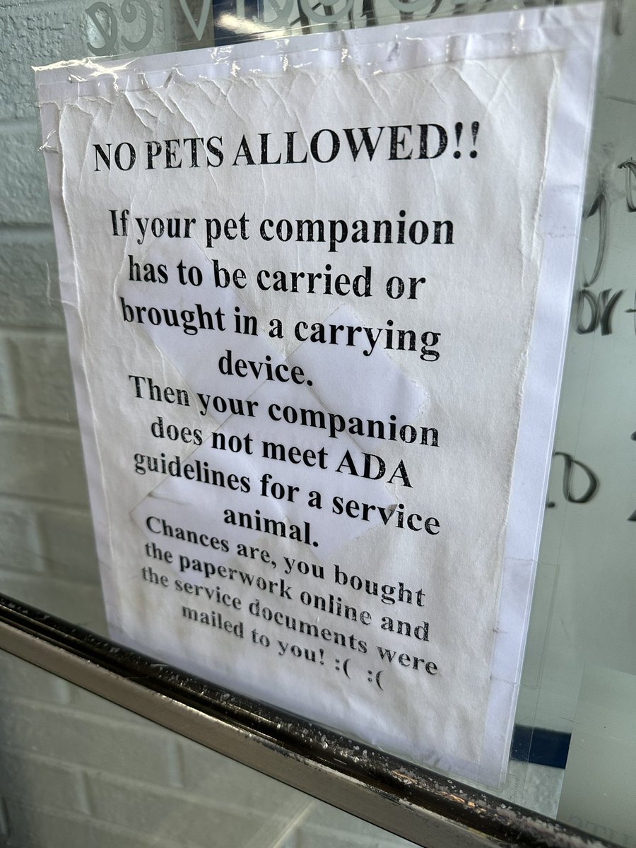 giannaoregano's tweet photo. just a reminder that there is no registry for service dogs &amp; that your ESA does NOT have the same rights as a service dog, and when you lie about it you are directly impacting those who truly rely on their dogs as medical equipment. https://t.co/QpPrMtEcJ5