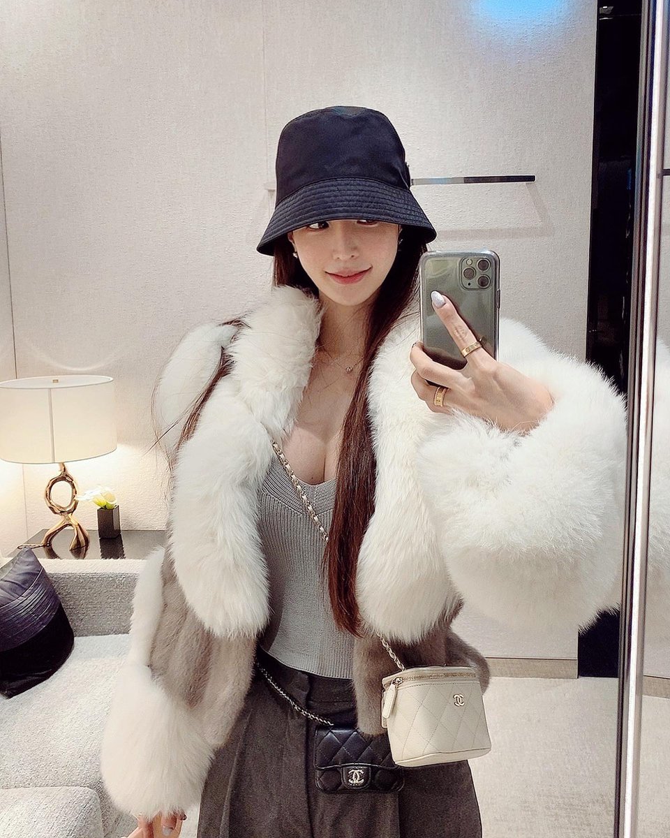 Shopping with my bestie!🥰🥰🥰