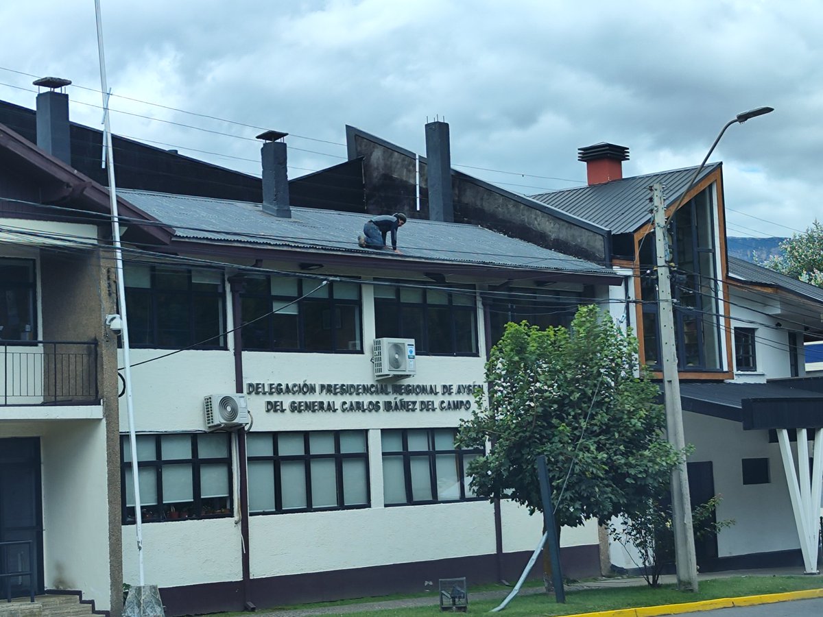 claudiojeda's tweet photo. Algo que decir respecto a la seguridad?? @SEREMITRABAYSEN @DPRAysen @DirecDelTrabajo @MintrabChile @SubsecTrabajo https://t.co/Ym6oB3Ct8g