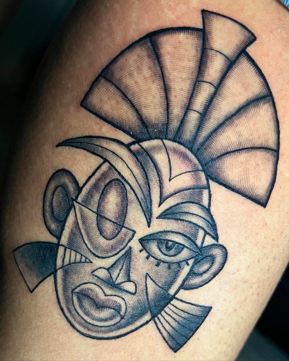 KyaAngelou's tweet photo. A RT or share is so appreciated! 🫶🏾

I’m a new tattoo artist in ATLANTA, GA trying to build my clientele. Started last year with a dollar and a dream. I moved to ATL to pursue Art &amp; Tattooing. (Follow my work on IG @kyaangelouink) 

#atlantatattooartist #kyaangelouink https://t.co/hU5Z0pWHwS