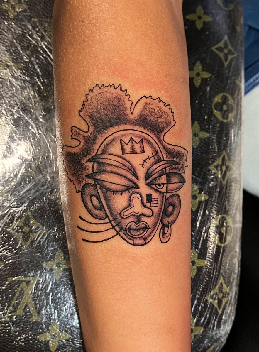 KyaAngelou's tweet photo. A RT or share is so appreciated! 🫶🏾

I’m a new tattoo artist in ATLANTA, GA trying to build my clientele. Started last year with a dollar and a dream. I moved to ATL to pursue Art &amp; Tattooing. (Follow my work on IG @kyaangelouink) 

#atlantatattooartist #kyaangelouink https://t.co/hU5Z0pWHwS