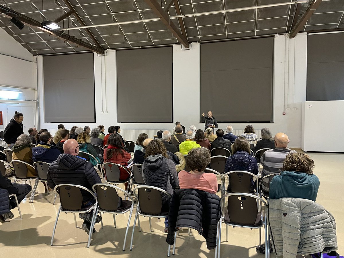 Girbi_'s tweet photo. Esperem que la @RevoltaBurots no sigui només una efemèride d’ara fa 106 anys. Hem d’anar revivint-la per no oblidar-la! #2degener #revoltadelsburots https://t.co/B9oXcXoWUE