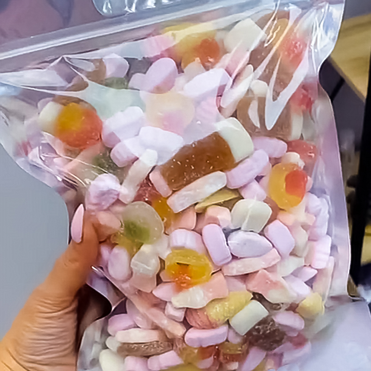 Our MASSIVE 1KG bags are filled to the max with your favourite sweets! 🍬
.
What mix would you like to try? 👇
clickinit.co.uk/collections/pi…