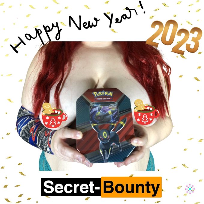 Happy new year my rascals. I wish you many moments of pleasure on my channel. #moneyslavefr #geekette<a href="/tag/pokemon"class="tags"><span>#pokemon</span></a><a href="/tag/stunning"class="tags"><span>#stunning</span></a><a href="/tag/pictureoftheday"class="tags"><span>#pictureoftheday</span></a><a href="/tag/moneyslaves"class="tags"><span>#moneyslaves</span></a>