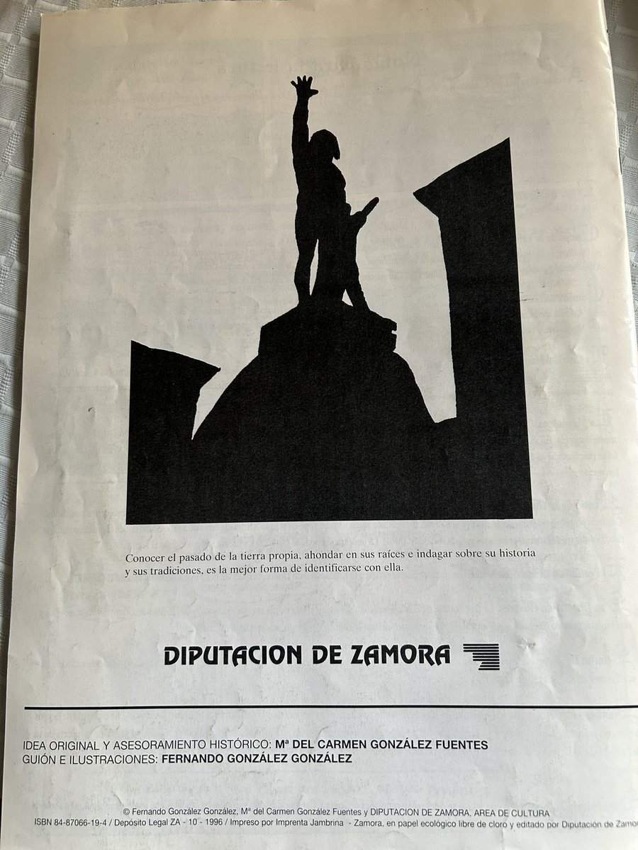 En casa de los padres, uno encuentra cosas preciosas. <a href="/dipuzamora/">Diputación de Zamora</a> <a href="/AytoZamora/">Ayto de Zamora</a> <a href="/gagoruiz/">David Gago Ruiz</a> no es posible recuperar esta maravilla de nuestra época? Año 1996, nos lo regalaron tras una excursión, con el colegio, para conocer el #románicozamorano #zamora