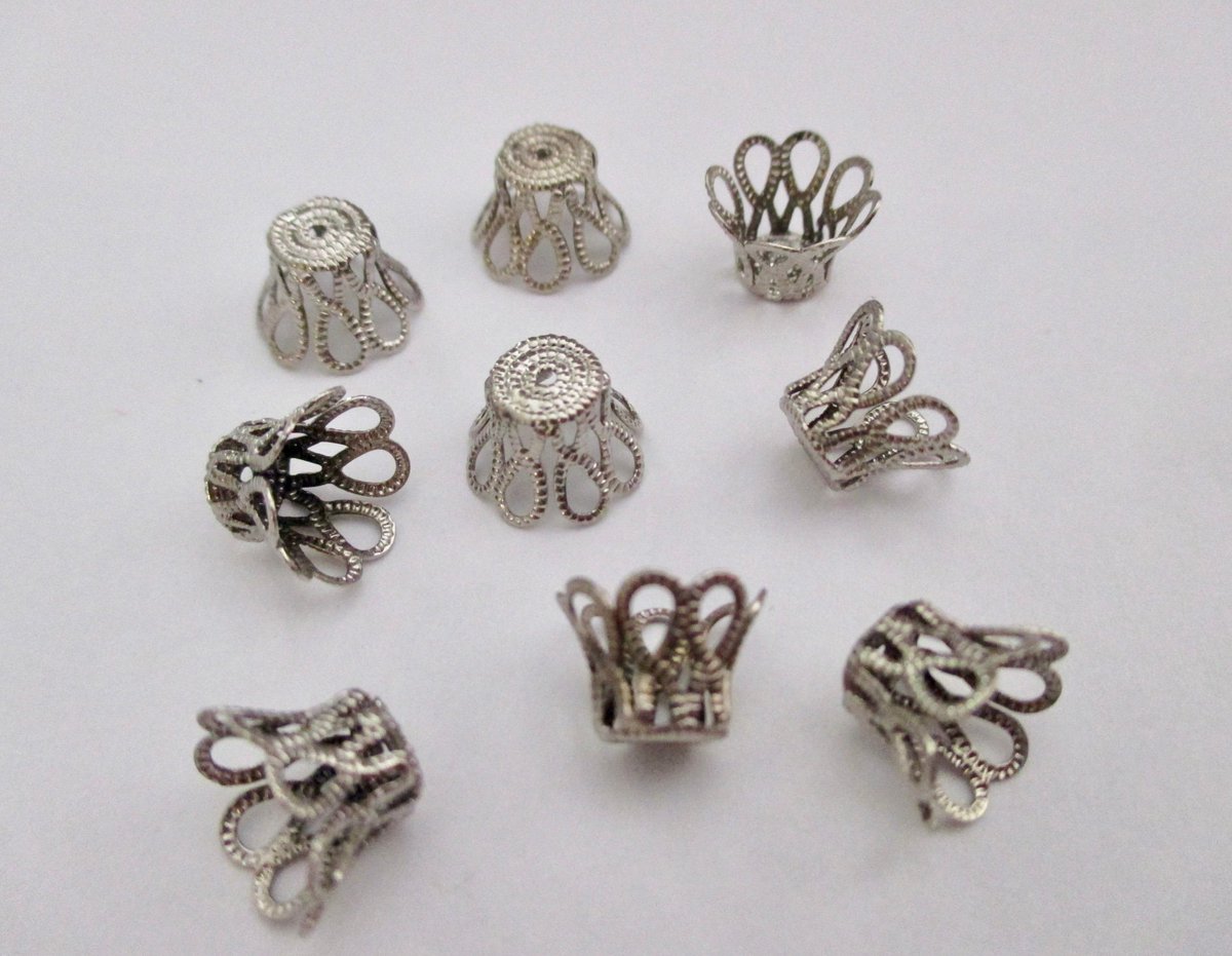 BySupply1's tweet photo. Bead Caps 8 Small Brass Antique Silver Attractive Filigree Silver Bead Caps Organic Filigree Lot of 8 by BySupply https://t.co/TNBP9VDOvF #Etsy #bysupply #SmallBeadCaps https://t.co/BkBw6t4w4E