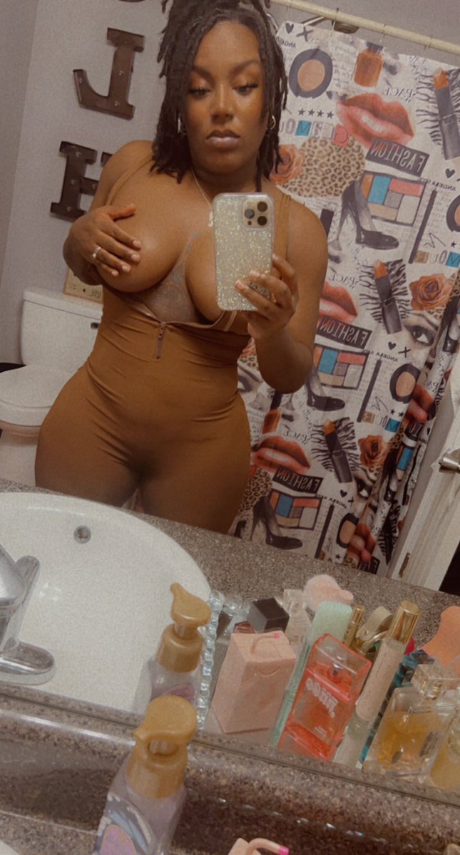 🌱I N T R O V E R T🌻 tweet media