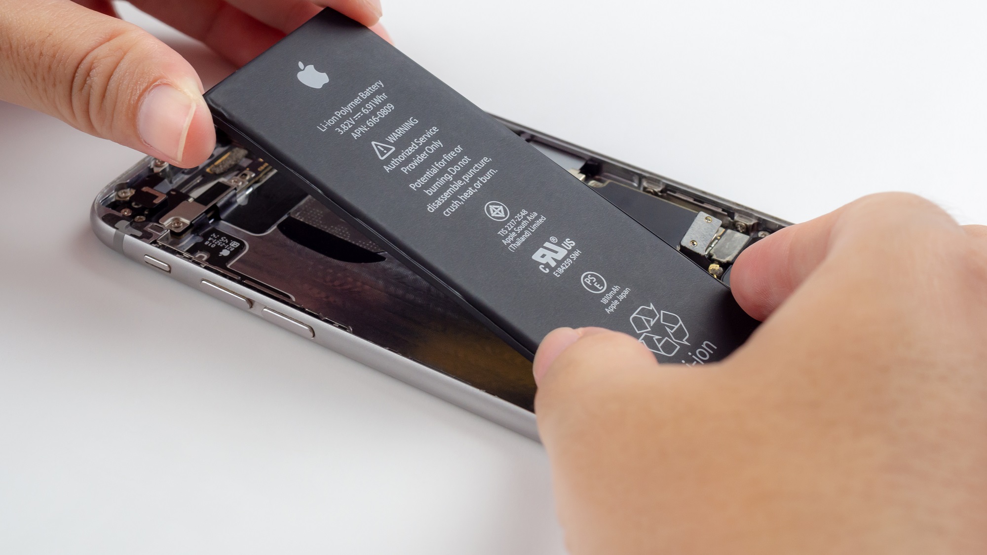 Blind tillid Stilk administration AppleTrack on Twitter: "Apple is INCREASING the price of iPhone battery replacements from $69 to $89 for most models 🔋‼️ The change goes into effect March 1, 2023... https://t.co/W47ivNlNHv" / Twitter Blind tillid Stilk administration AppleTrack on Twitter: "Apple is INCREASING the price of iPhone battery replacements from $69 to $89 for most models 🔋‼️ The change goes into effect March 1, 2023... https://t.co/W47ivNlNHv" / Twitter