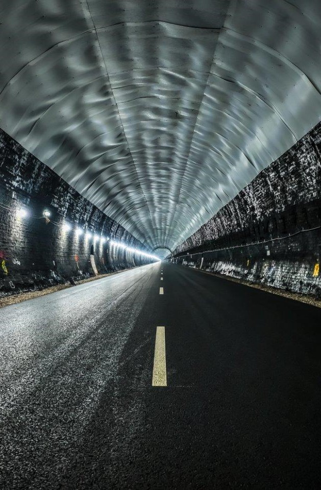 It's been a long time since we last tweeted. Happy New Year! We have some great events lined up for 2023, our first is a virtual talk on 24th Jan titled "THE CATESBY TUNNEL - A NEW VEHICLE TEST FACILITY" click to book tinyurl.com/4ze2wx69