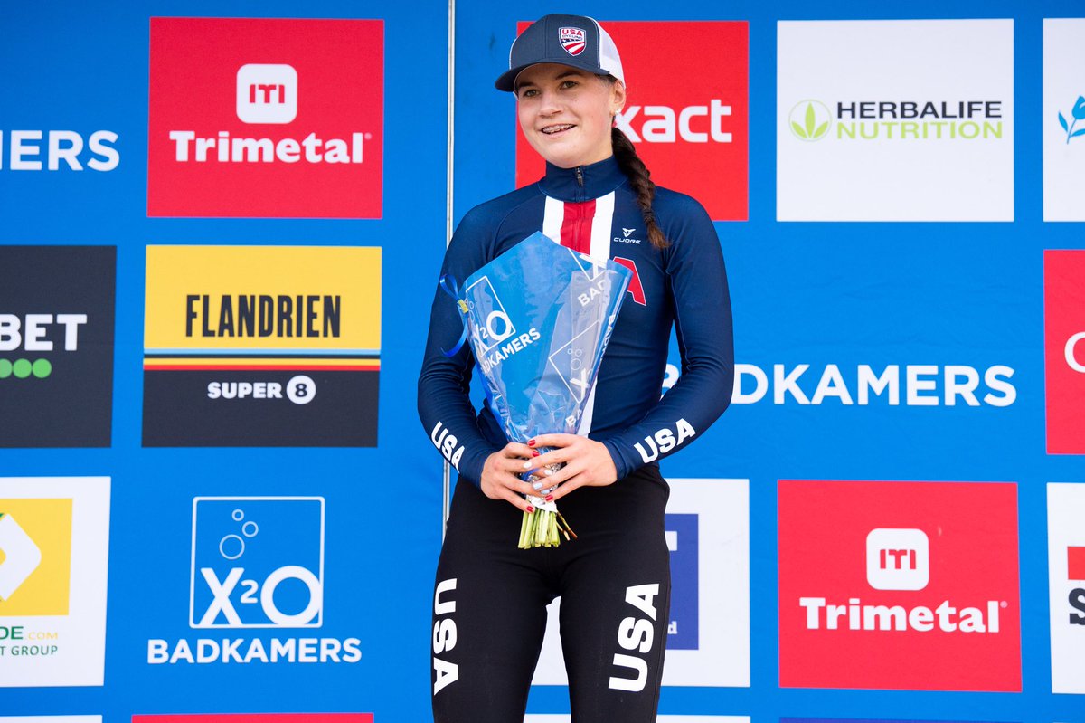 usacycling's tweet photo. Starting 2023 on the podium in Baal! 💐 Vida Lopez De San Roman rides to🥉at in the Junior Women’s race at X2O Badkamers Trofee! Kaya Musgrave finishes just behind in 4th along with 4 Junior Men riding to the Top 10! #MudFund
Next stop: Herentals 🇧🇪 https://t.co/rNiYdLIMKg