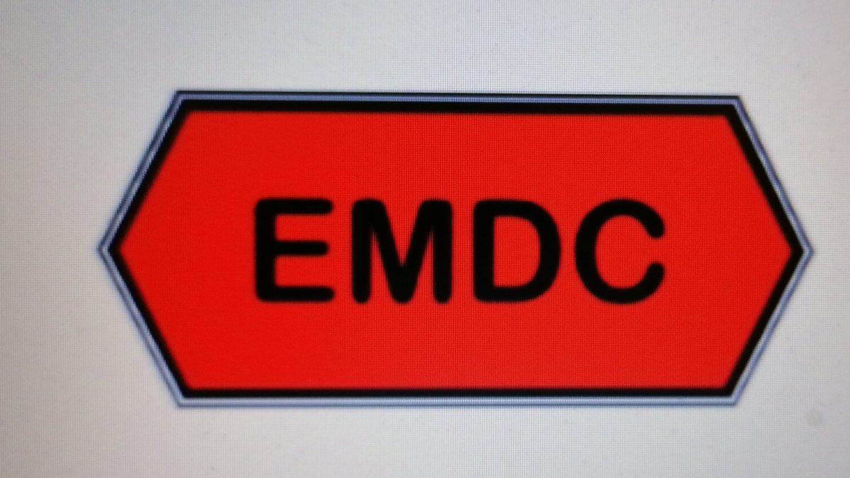 Aquí os dejo un nueva versión de este tema
de EMDC, "UN MUNDO MEJOR". Feliz 2023!
elmaridodecarmen.bandcamp.com/track/un-mundo…