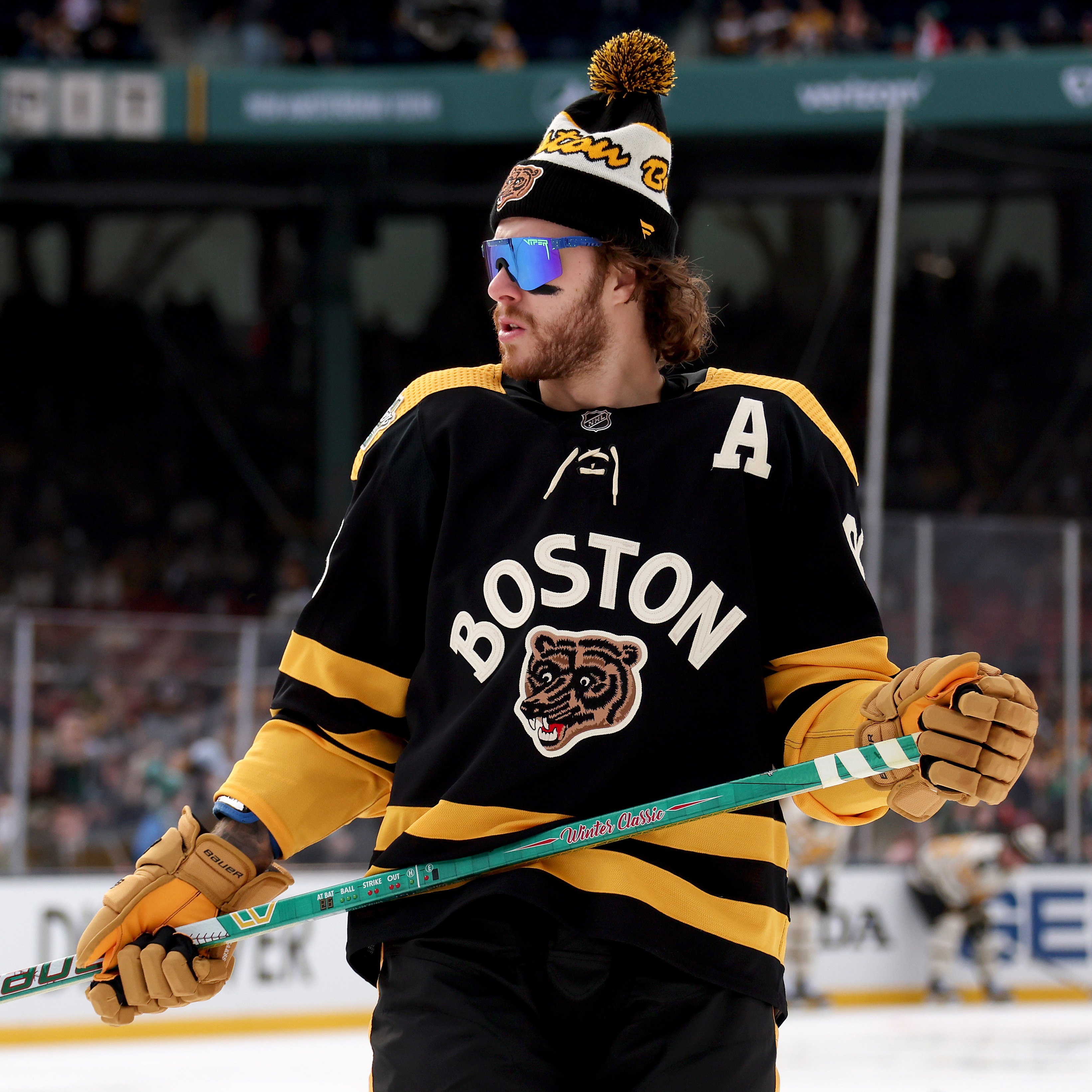 Pastrnak winter classic jersey sale