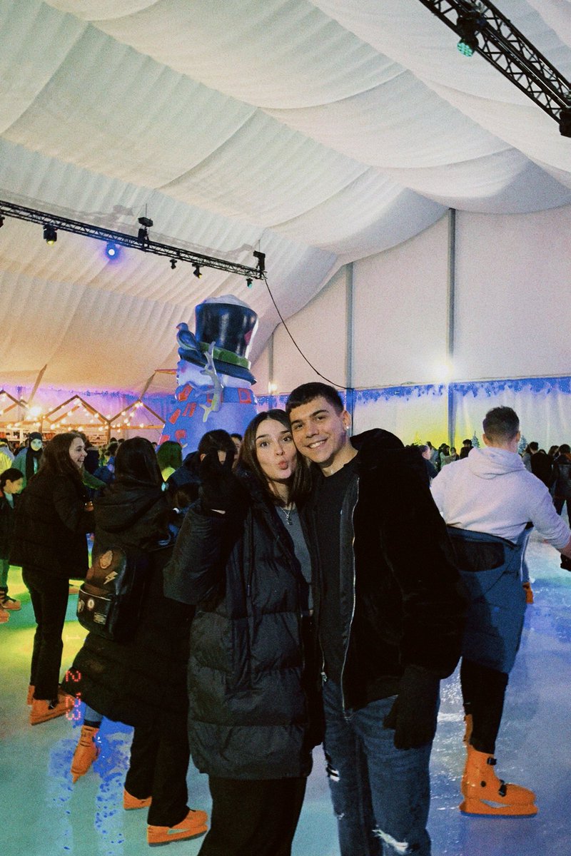 sofiajimenez33's tweet photo. ⛸️⛸️⛸️⛸️ https://t.co/jQJ0o5CEcH