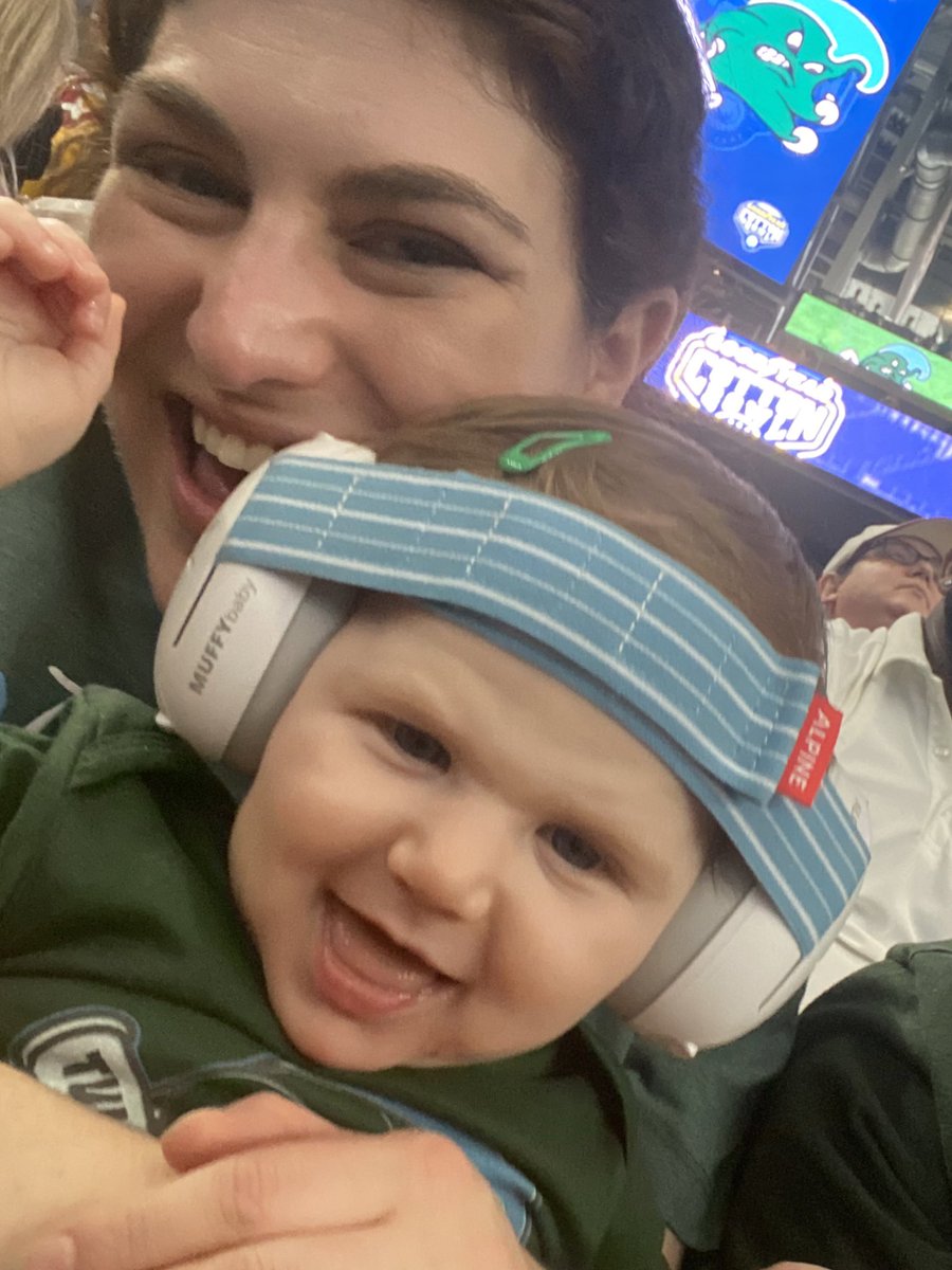 RBDavis91's tweet photo. Hello from the Cotton Bowl! #LikeNoOther #CottonBowl #RollWave https://t.co/ve42dgt9VV
