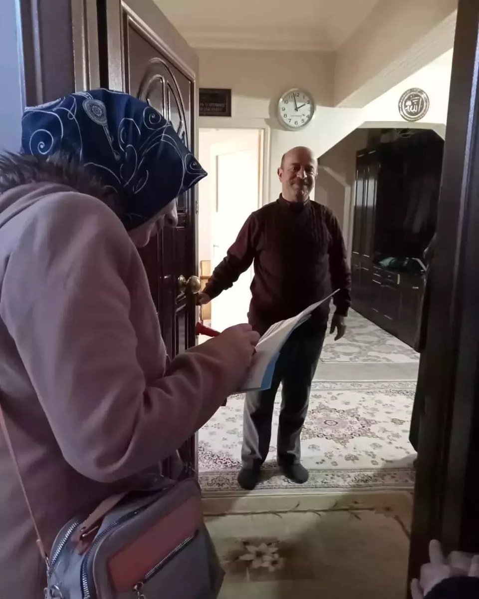 Mahalle yönetimi olarak,
Yeni #ÜYE kayıtlarımız ve ziyaretlerimize devam ediyoruz.
#Hedef2023 için sözümüz var.
Teşkilatımız la sahadayız;
#İlkGünkiAşkla
#DurmakYokYolaDevam

<a href="/RTErdogan/">Recep Tayyip Erdoğan</a> <a href="/Akparti/">AK Parti</a> 
<a href="/erkankandemir/">Erkan Kandemir</a> 
<a href="/avhamzadag/">HAMZA DAĞ</a> 
<a href="/ozmehmetemin/">Mehmet Emin Öz</a> 
<a href="/HaktanOmeroglu/">Haktan Ömeroğlu</a> 
@AkPalandoken__