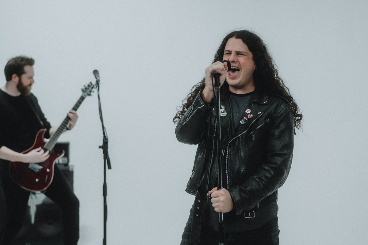 hicksalex_'s tweet photo. New band, album &amp; music video coming early this year. For all of you ETID, Protest, &amp; Maiden fans. 🤙🏼 #MESMERIZER https://t.co/LLC3sSZphU