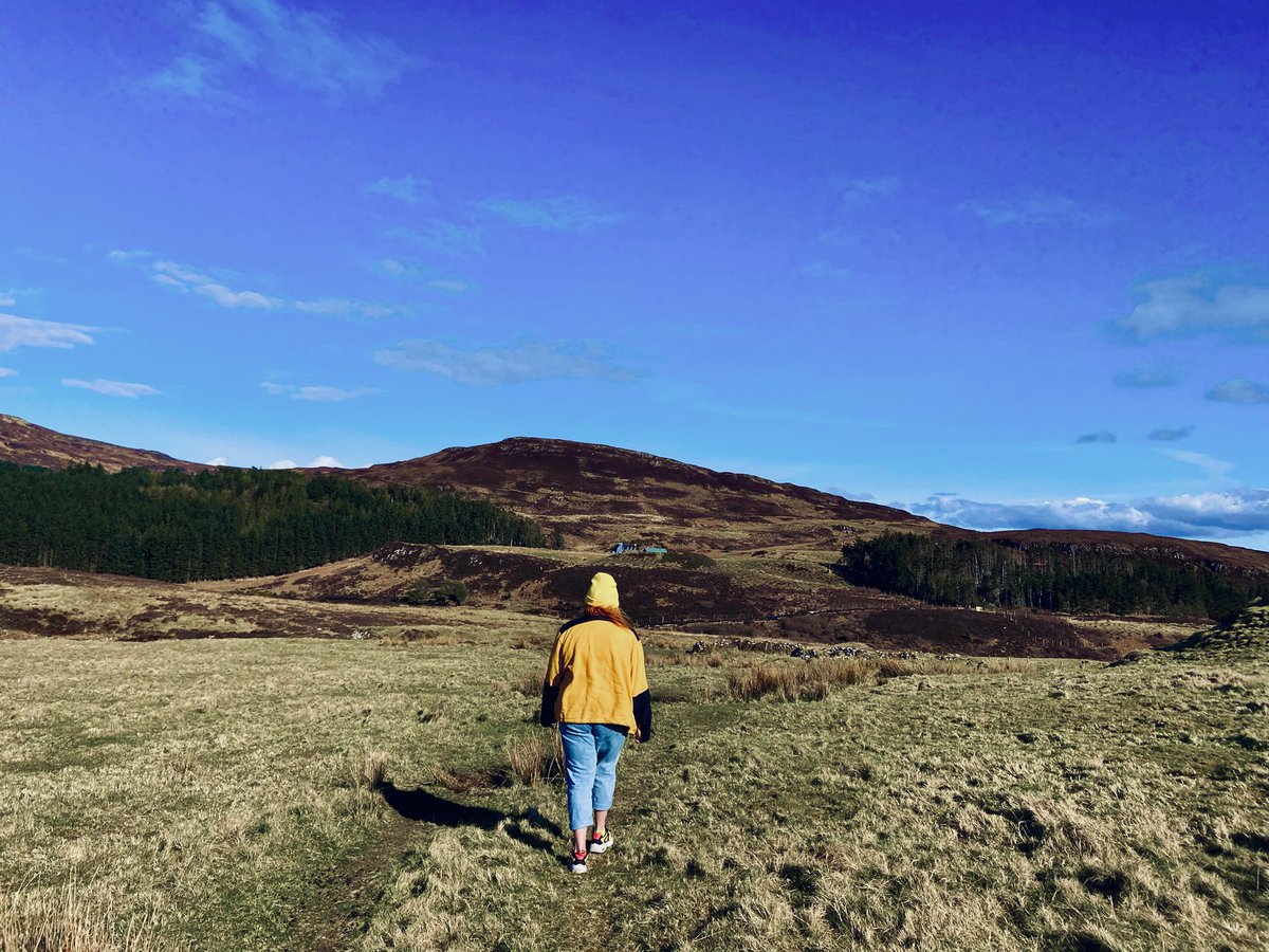 LynnGraham1996's tweet photo. 2 photos, on the 2nd to summarise 2022 ~ From the highest hill and the lowest valley 🧡🥲! 

~ Bring on the new year, One day at a time 🎉 

Romans 8 🙏🏻 https://t.co/ZodtDJV9Yn