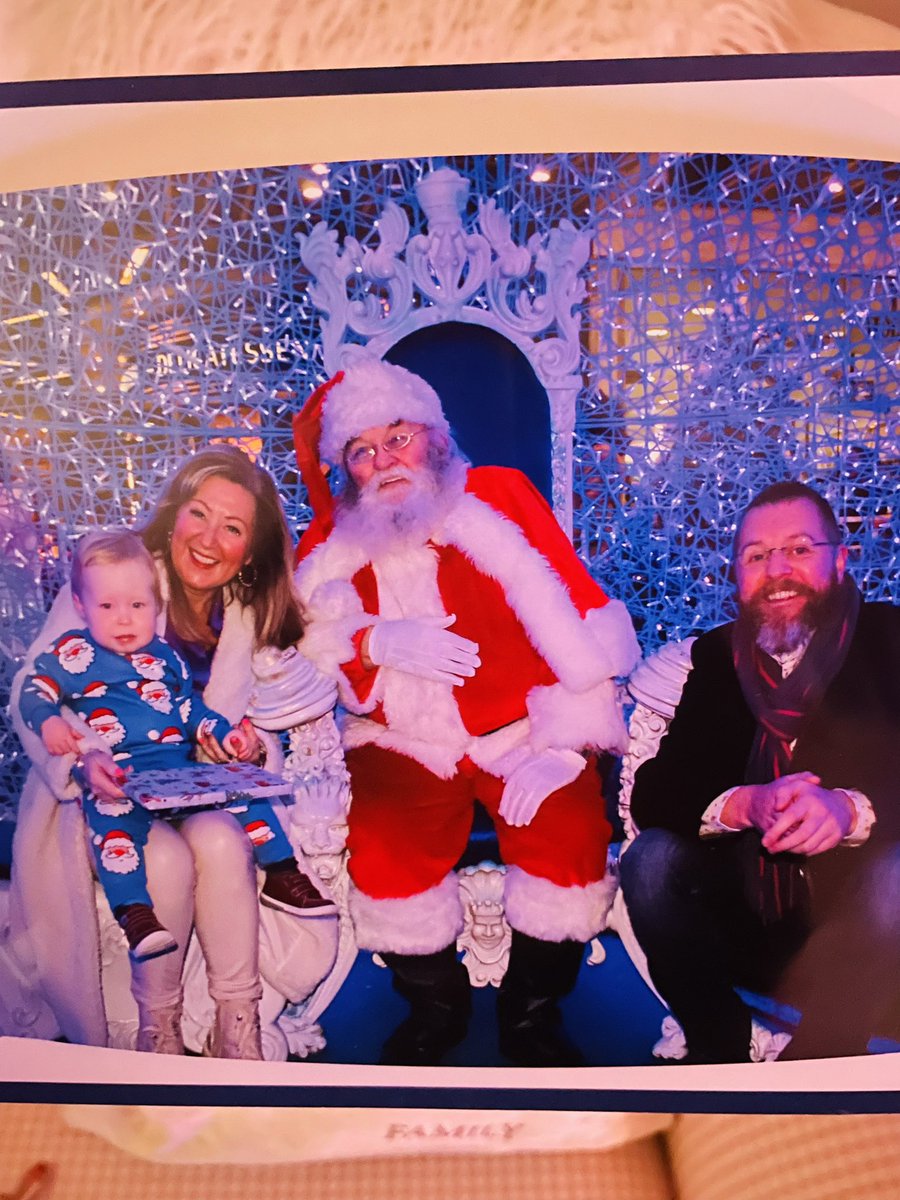ShellMuckaluck's tweet image. Santa we had such fun 🤩!!!see ya later !