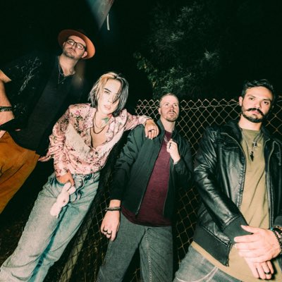 worldoverband's tweet photo. #NewProfilePic https://t.co/Jse08PqsOX
