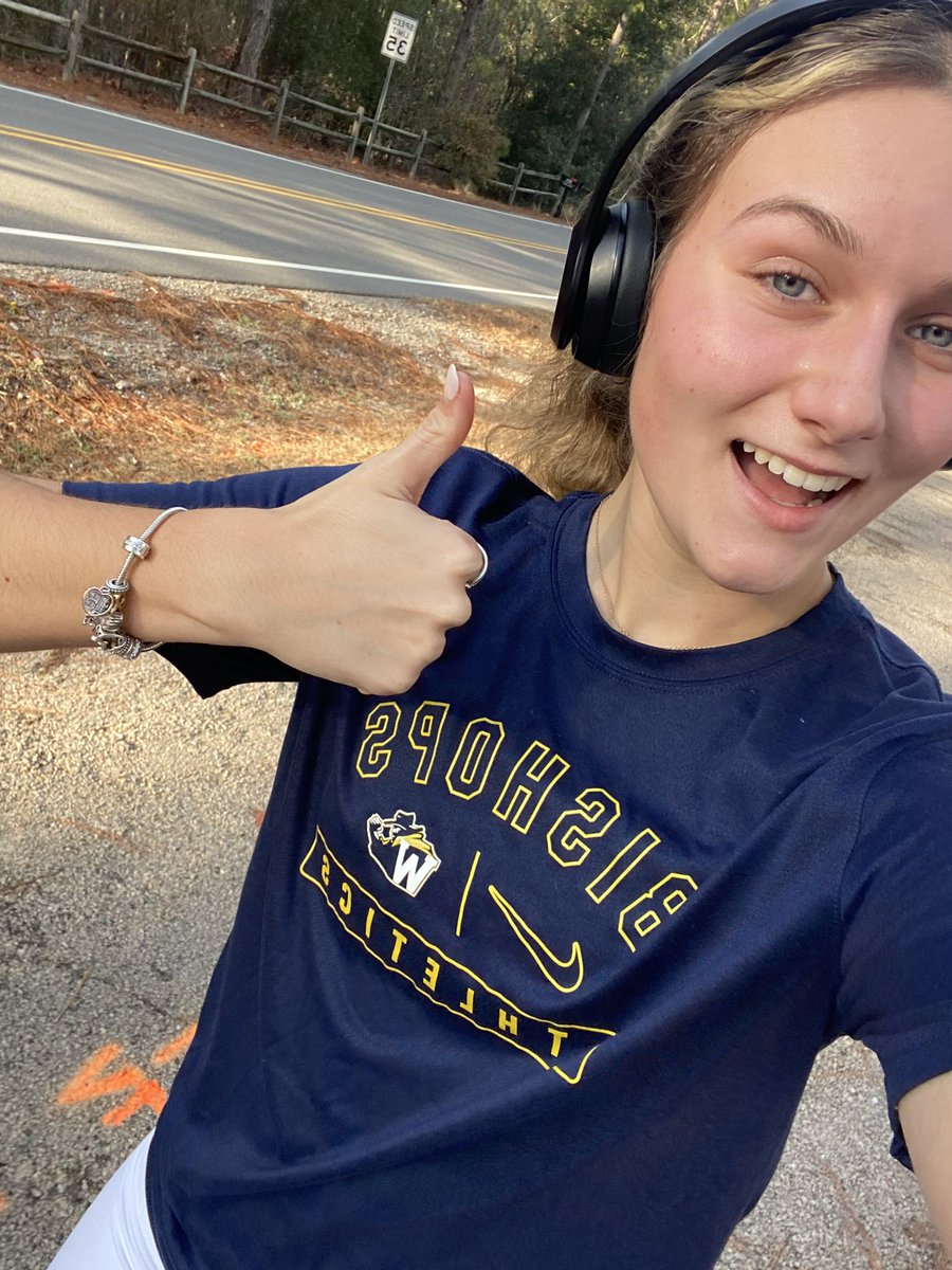 New goal of the new year…Running 1 mile everyday until college starts! <a href="/NC_Wesleyan_SB/">N.C. Wesleyan Softball</a> <a href="/Coach_M_Booth/">Meredith Booth</a> <a href="/PinecrestSoftb1/">Pinecrest Softball 🥎</a>