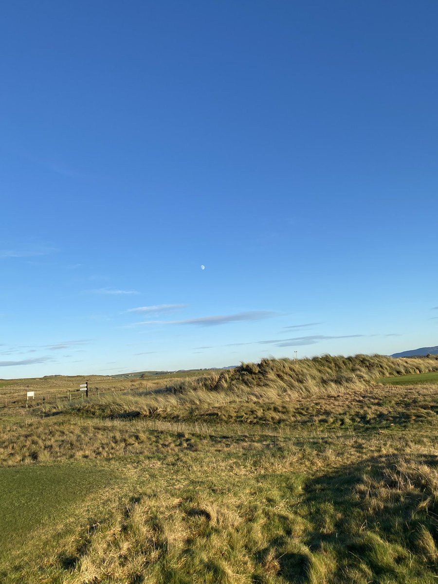 barrymcdaid's tweet photo. @endamcclafferty hope you enjoyed the round &amp; prize today today. https://t.co/bPXUHpiNaU