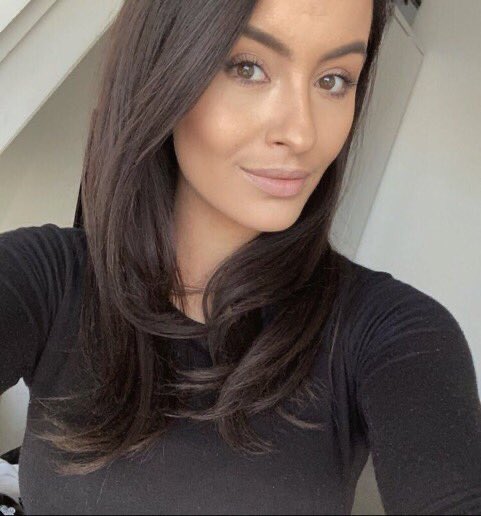 SmithHarry's tweet photo. @Connorberdardd Do her dm for more pics https://t.co/Lb3mPr8NXt
