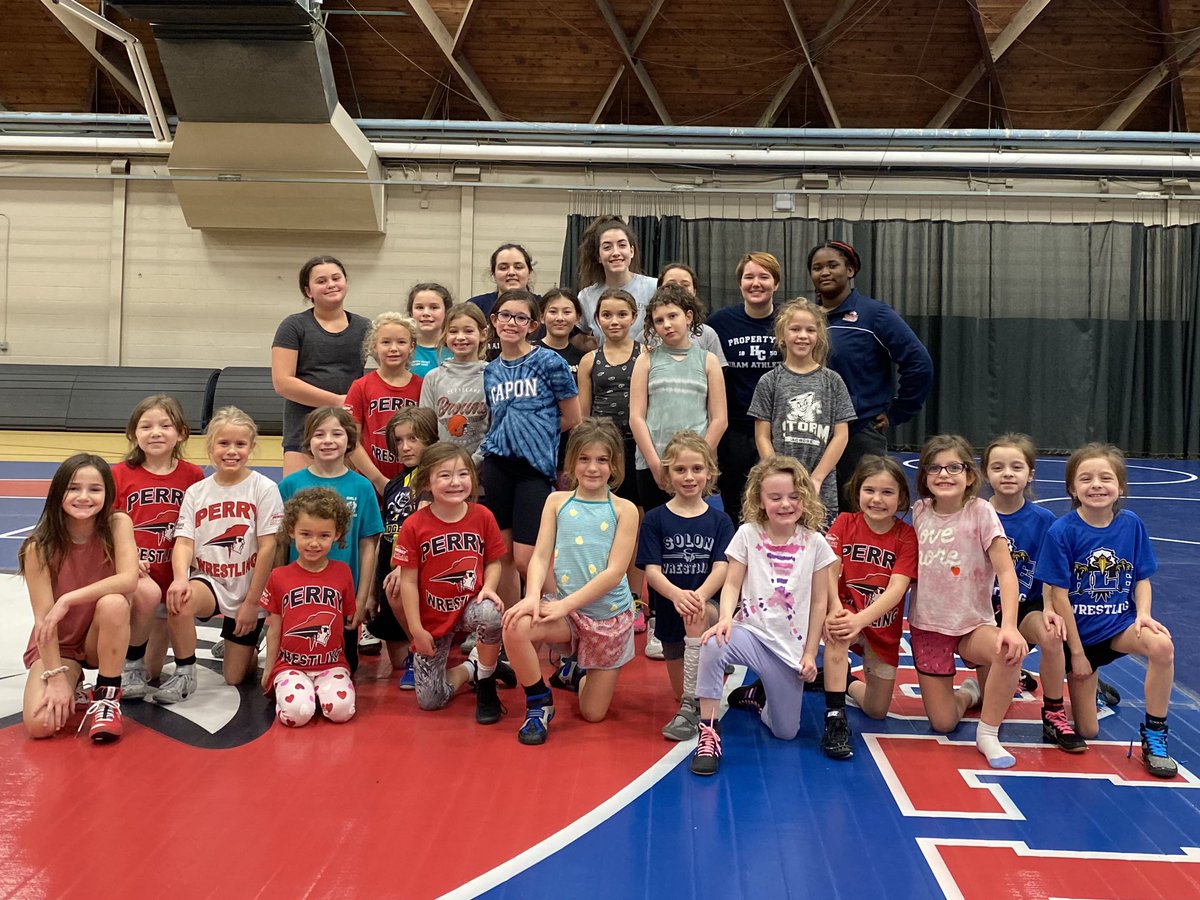 Girls Wrestling Leaders tweet media