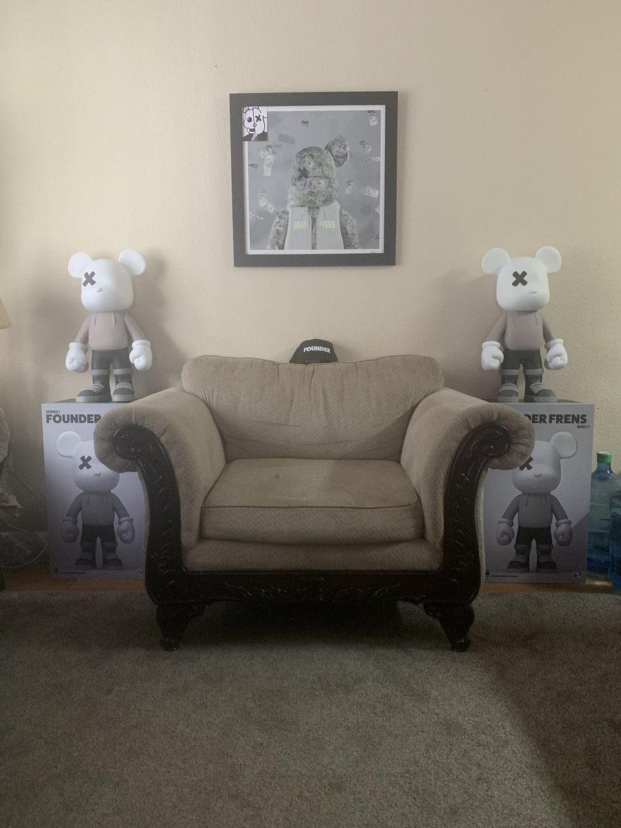 Love my physical art collection from the <a href="/FounderBricks/">Founder Bricks</a> NFT!! Can’t wait for the future of this project!!!