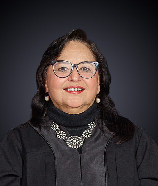 Mi felicitación a la Ministra Norma Lucía Piña Hernández por haber sido elegida para presidir la <a href="/SCJN/">Suprema Corte</a>. Se trata de la primera mujer, en nuestra historia, que alcanza dicha investidura. Estoy seguro de que, así, el Poder Judicial Federal se fortalece y será garante de legalidad.