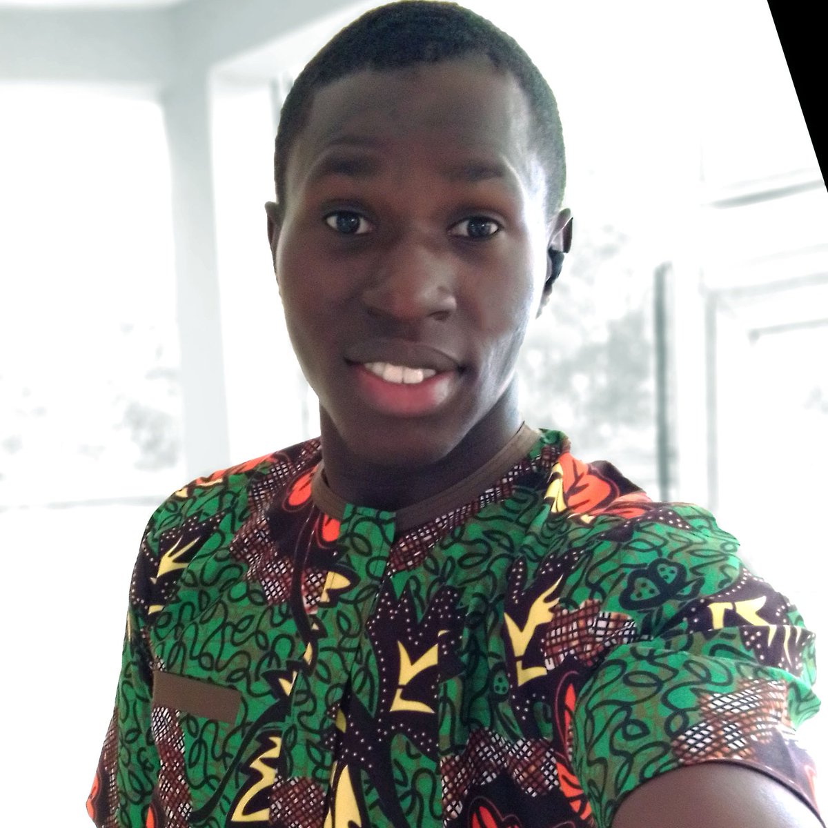 Danifemie's tweet photo. #NewProfilePic https://t.co/kMdtnKiyMv