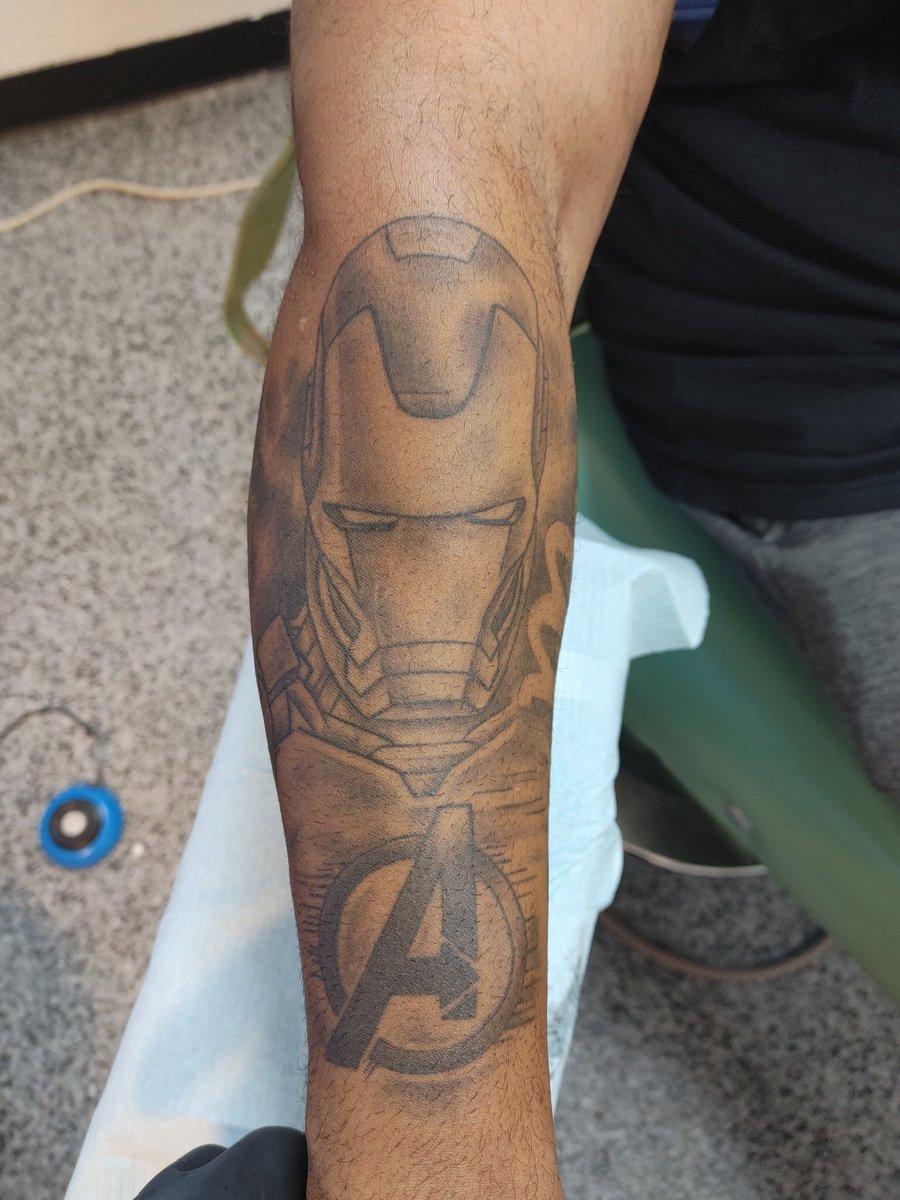 jason_baxtrom's tweet photo. Healed pic of the iron man I did . #tattoo #iornman #Maryland #healedtattoo https://t.co/DQCGg2SiSF