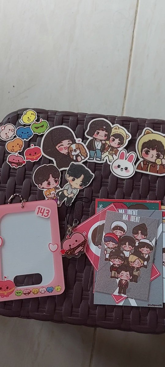 💌Happy mails💌
Merch dari kak <a href="/cutepaws98/">Nu🍀|CF22 PO 📌</a> <a href="/nunumerch/">nunu</a> sudah sampai dan baru bisa kubuka ㅜㅜ.. Gemas sekalii.. Terimakasih dikasih banyak freebies jugaa 🥰🥰