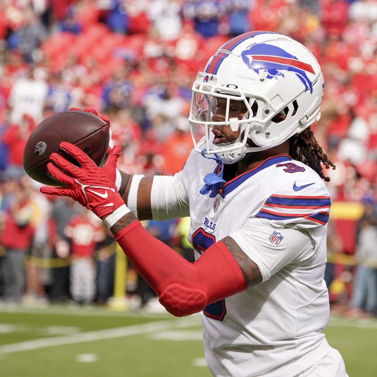 Prayers up for Damar Hamlin. 

According to the broadcast, medical personnel administered CPR