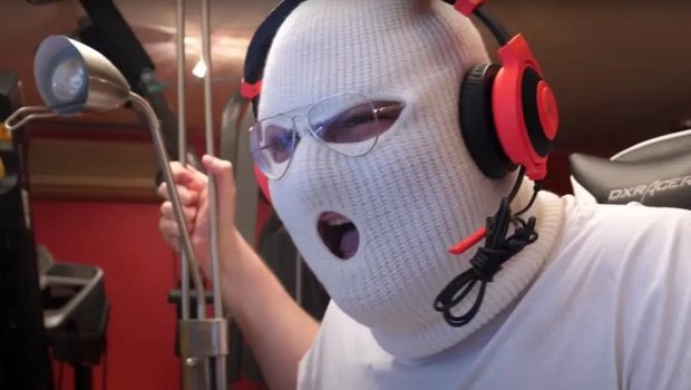 ʜɪxシ tweet media