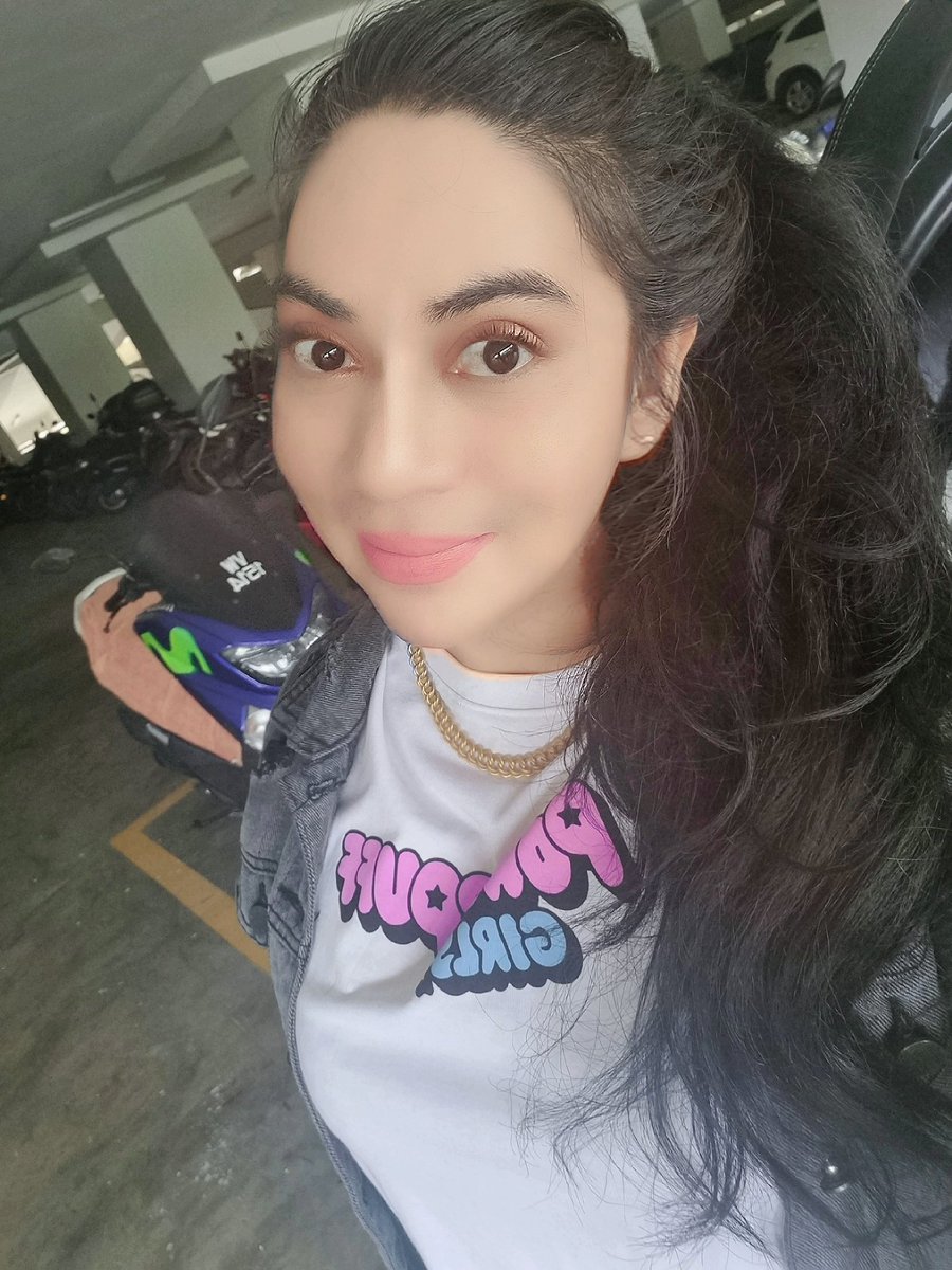 CayCaydee's tweet photo. Morning guys...today pm me for vcs01121569308 https://t.co/Sc8VPi1KaC