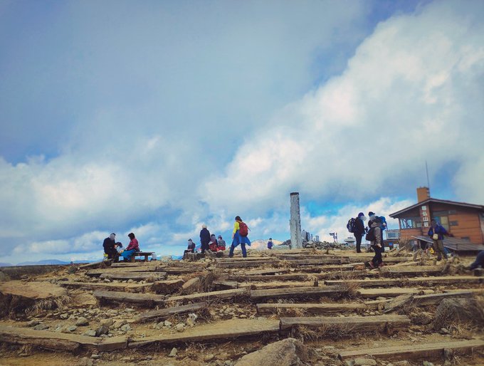 区の S Recent Tweets 1 Whotwi Graphical Twitter Analysis