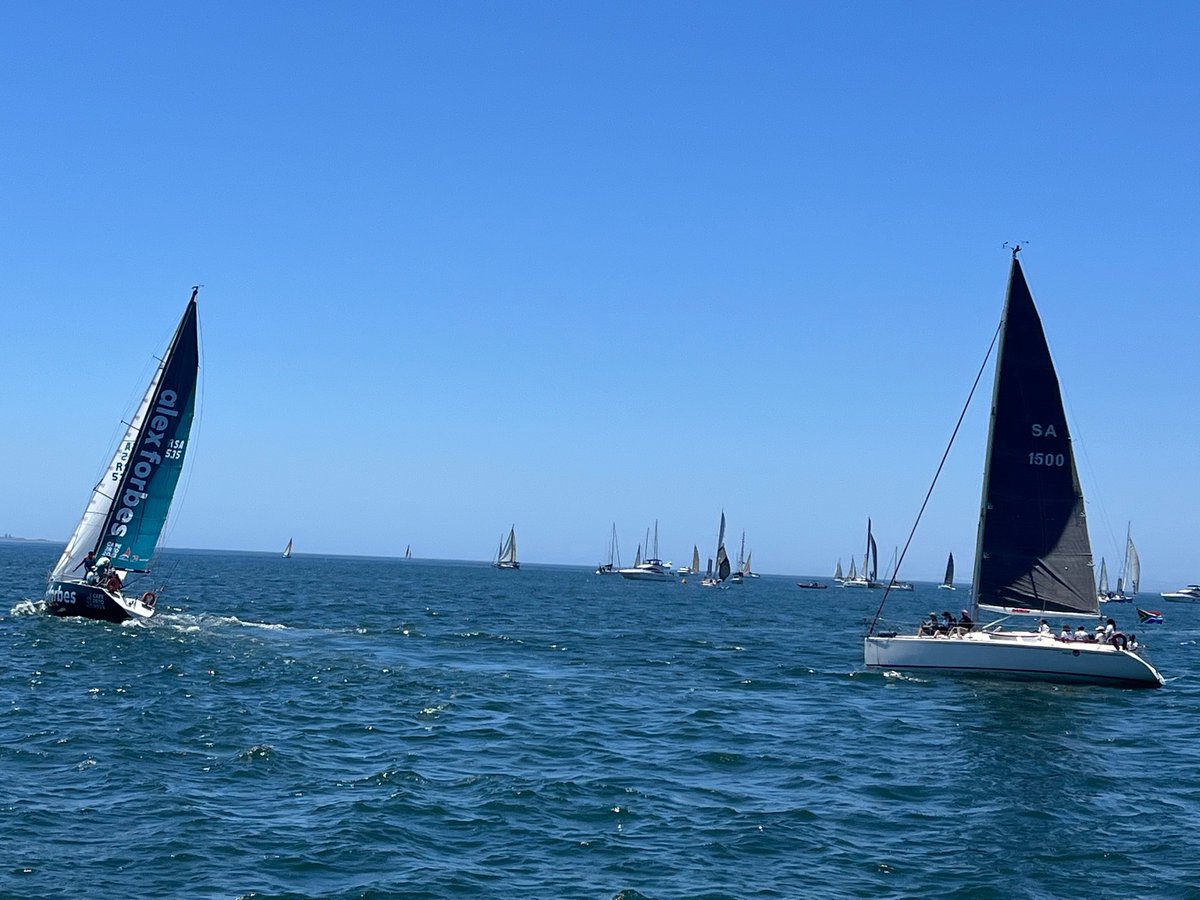 ShamaNathoo's tweet image. #ThankYou @alanwinde  for joining us at the @RCYCSailing  for officiating the start #yachtracing #cape2rio @lovecapetown