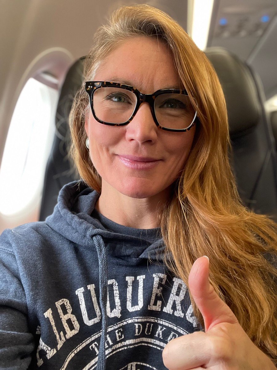 Rep. Melanie Stansbury on Twitter: "118th Congress, here we come ...