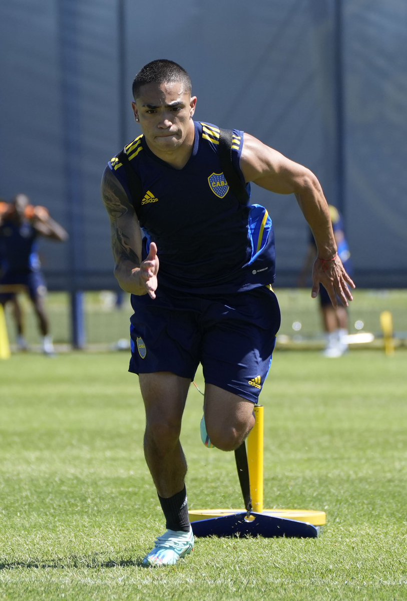 luca_langoni's tweet photo. 2023 vamos por todo!!💪🏼💙💛
@bocajrsoficial https://t.co/dCEOi3p4lL