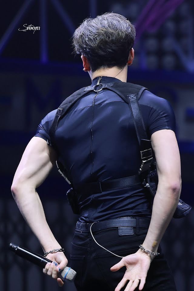 bchanarchive's tweet image. y’all moved on from this bang chan too fast.