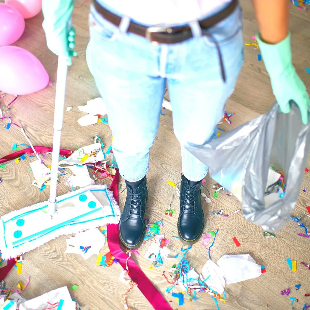 HowellPuroClean's tweet photo. Living in an unclean space can be detrimental to your health. 

If your cleaning efforts are unsuccessful, have your house cleaned by a professional restoration company such as PuroClean. https://t.co/SKl7WmEF9g
