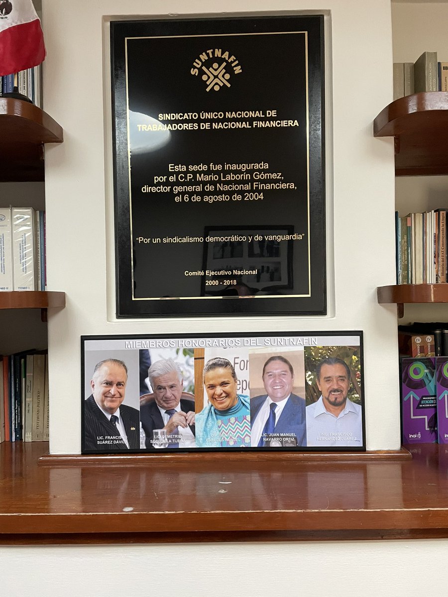 ALECANILLO's tweet photo. Apoyando el STRM a nuestras compañeras y compañeros de SUNTNAFIN.
Siempre solidarios.
#SUNTNAFIN
#UNT
#STRM
#FuerzaSTRM
#OrgullosamenteTelefonista
#LuisAlejandro
#LuisAlejandroMonteroCaballero https://t.co/hjBunQKy6H