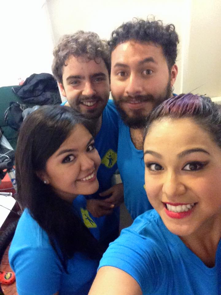 ellaplanea's tweet photo. En este perfil se ama la comedia, el teatro y el cine. 
Me encontré esta JOYA 💎 de foto con este equipazo:
Bet Carreto, Chino Damián y Javier Ibarreche ✨
#Comedia #Impro #Cine #Teatro #ayñ #equipo https://t.co/LkAVQ8DfQn