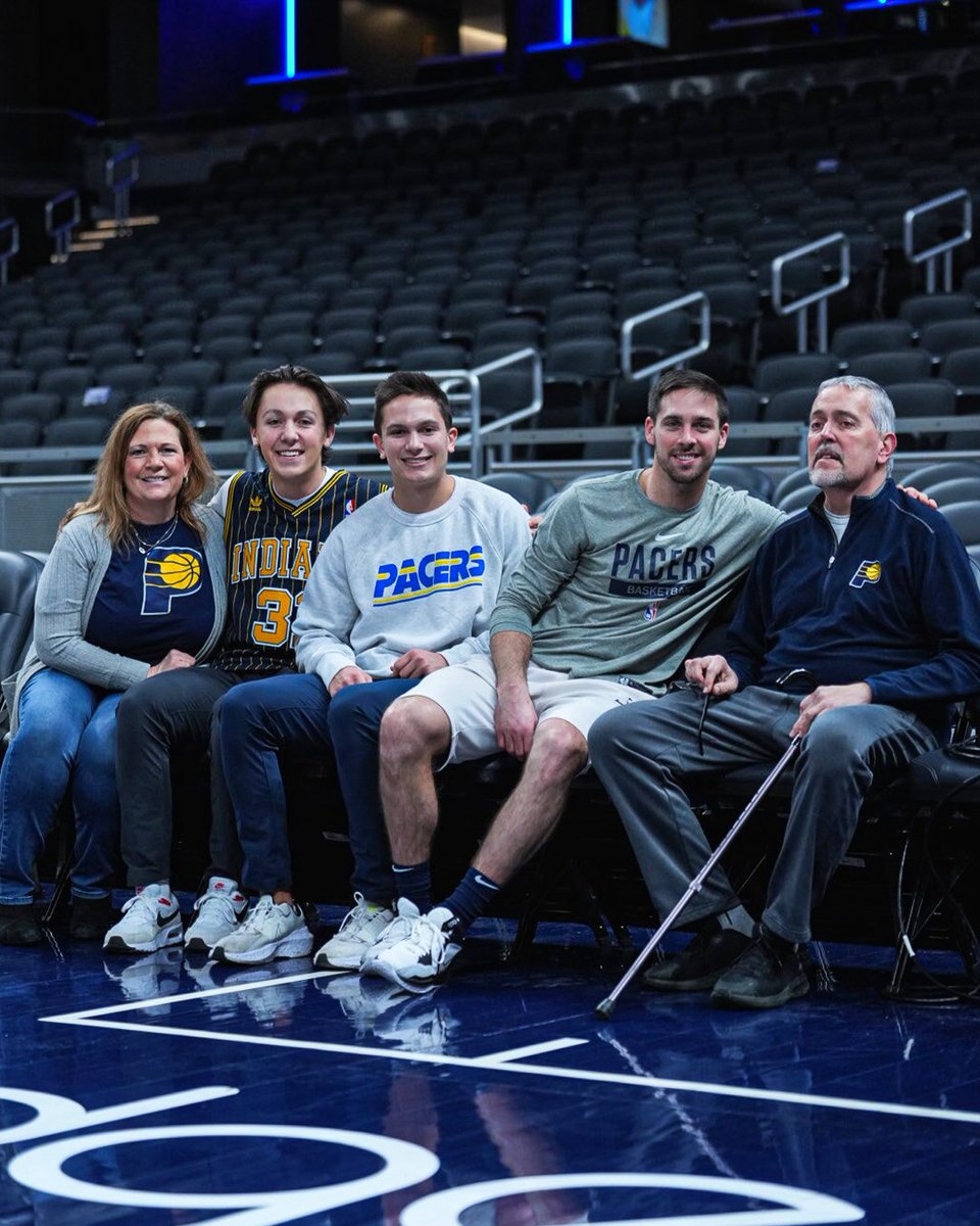Pacers's tweet photo. lifelong Pacers fan Dave Shatkowski and his family had a chance to meet T.J. McConnell and Oshae Brissett before tonight's game.💙 https://t.co/i3YcujlIKM