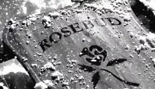 #Bales2023FilmChallenge #Bales2022FilmChallenge
Someone is thinking about their life. Hear me out: Citizen Kane 🌹
@bales1181 @ithrah69 @VaderJaws @filmizon @ihateclaims @fredforthemets @krazykeithrules